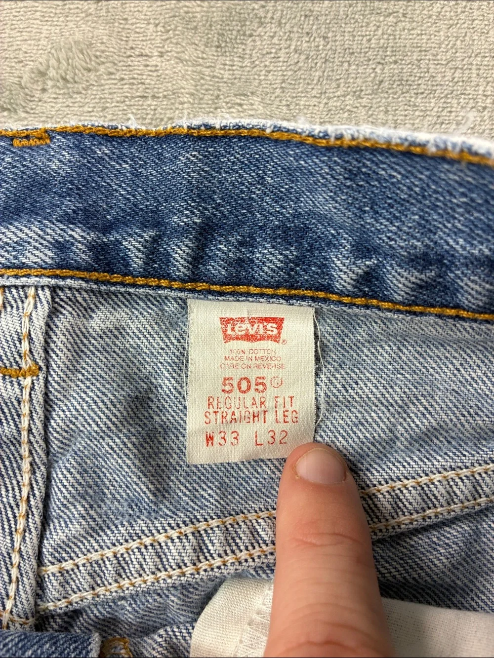 Levi’s 505 Big E Vintage 2000 Jeans 33x32 Distressed Light Wash Made Mexico